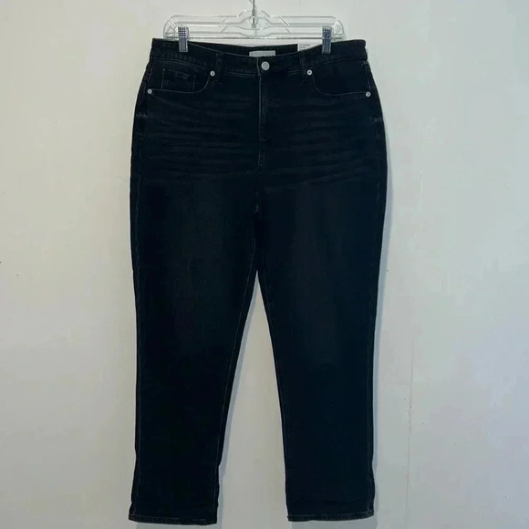 Loft NWT The Girlfriend Mid Rise Curvy Regular Jeans 19 - Picture 1 of 5